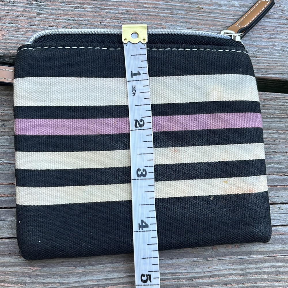 3/$25💜 Victoria’s Secret bag & coin purse. - Picture 9 of 11